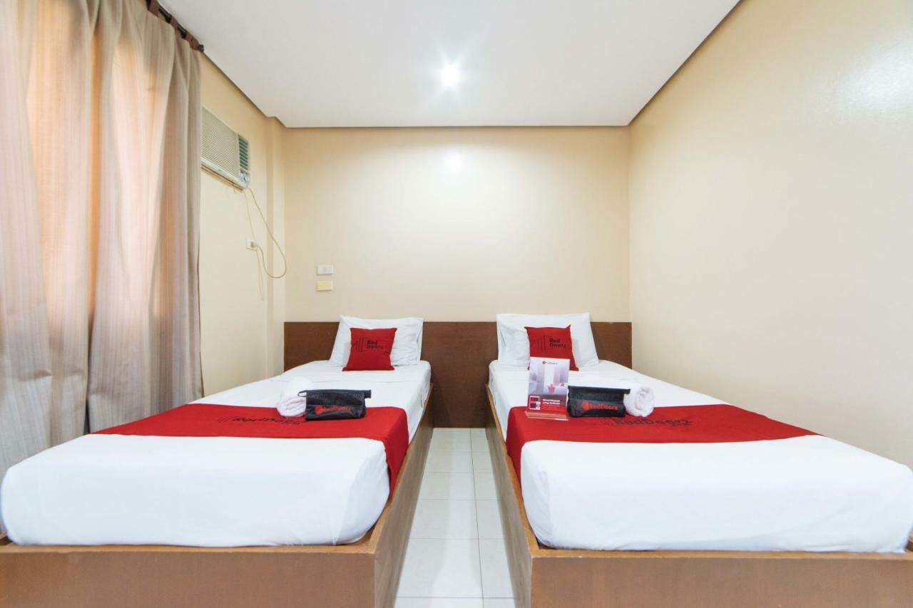 Hotel Reddoorz Near Olongapo Bus Terminal Exterior foto